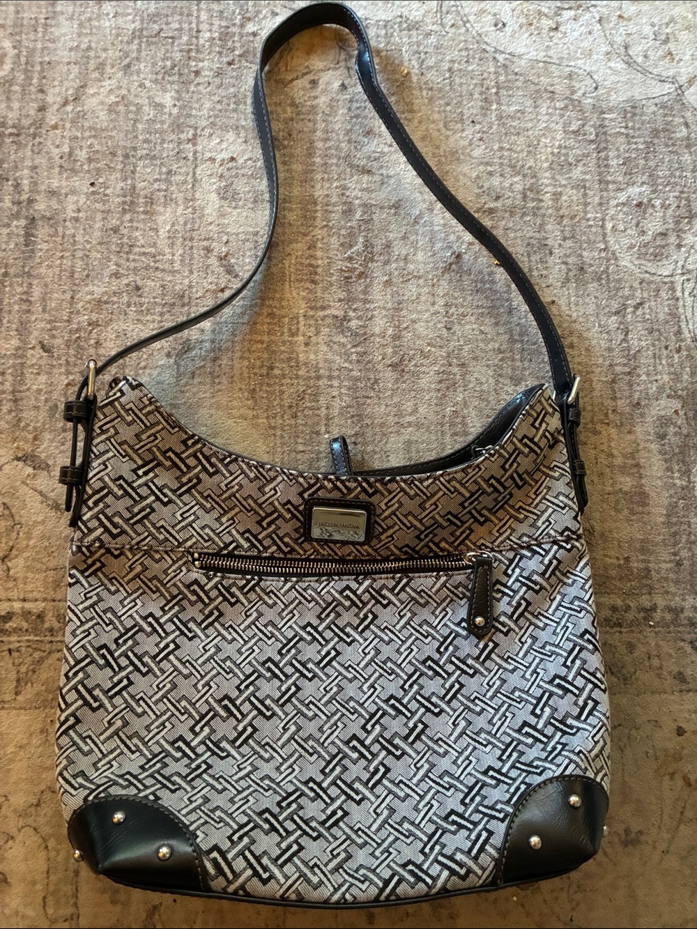 Jaclyn Smith Y2K Black and White Woven-Pattern Shoulder Bag